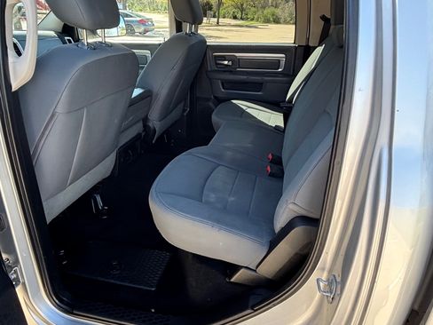 Used 2014 RAM 2500 SLT image 9