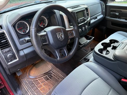 Used 2014 RAM 1500 Classic SLT AWD/4WD image 11