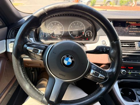 Used 2015 BMW 528i Sedan RWD image 10