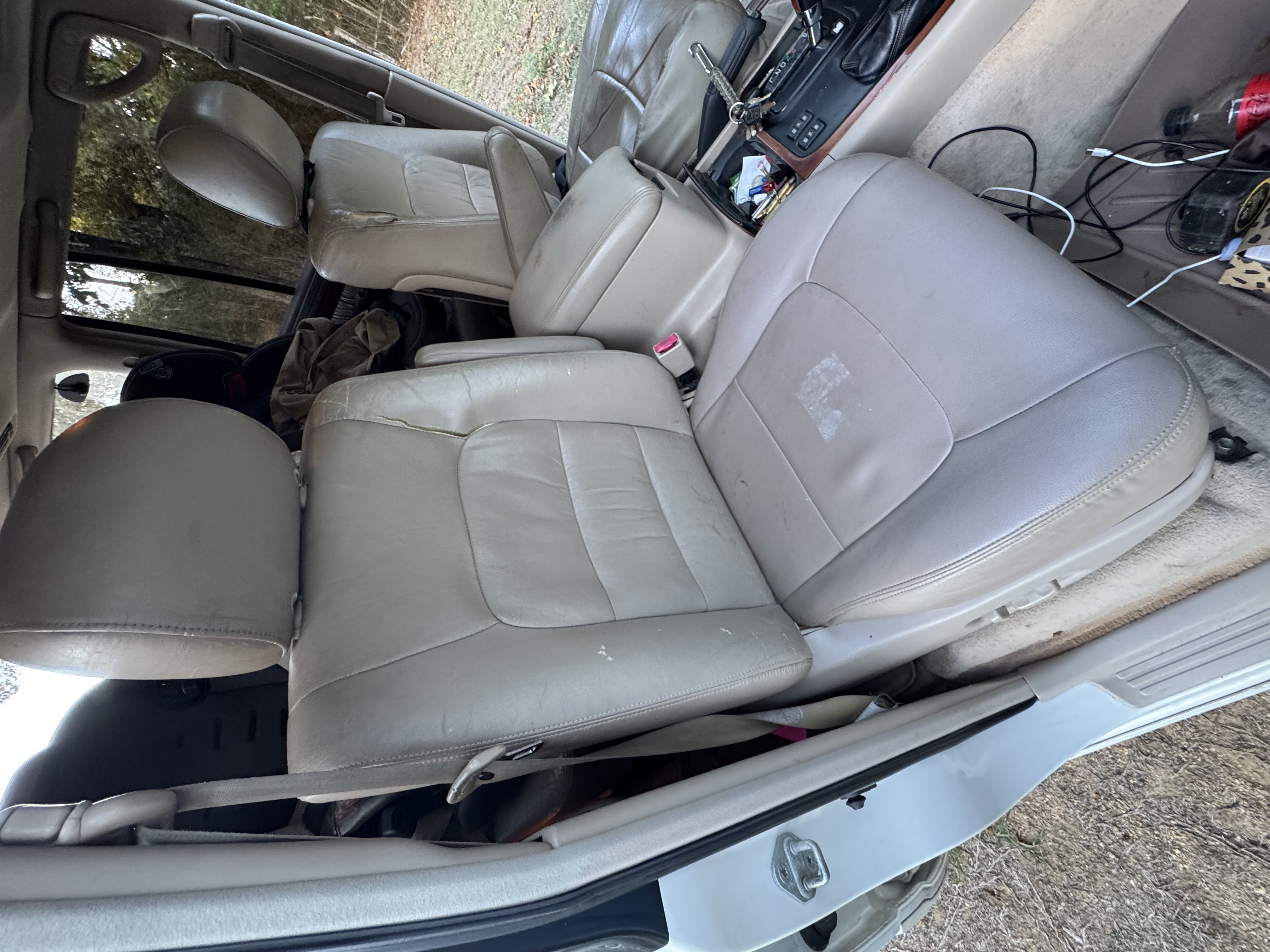 Used 2001 Lexus LX 470 4WD image 8