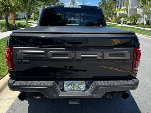 Used 2020 Ford F150 Raptor w/ Equipment Group 802A Luxury AWD/4WD image 8