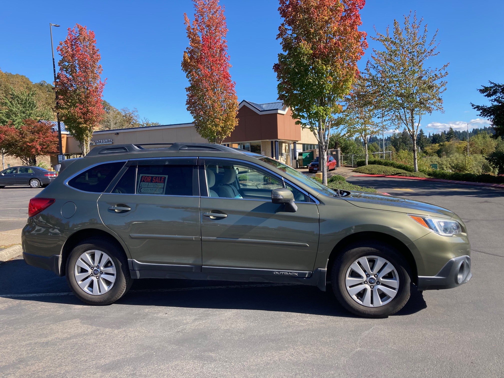 Used 2015 Subaru Outback 2.5i Premium AWD/4WD image 1