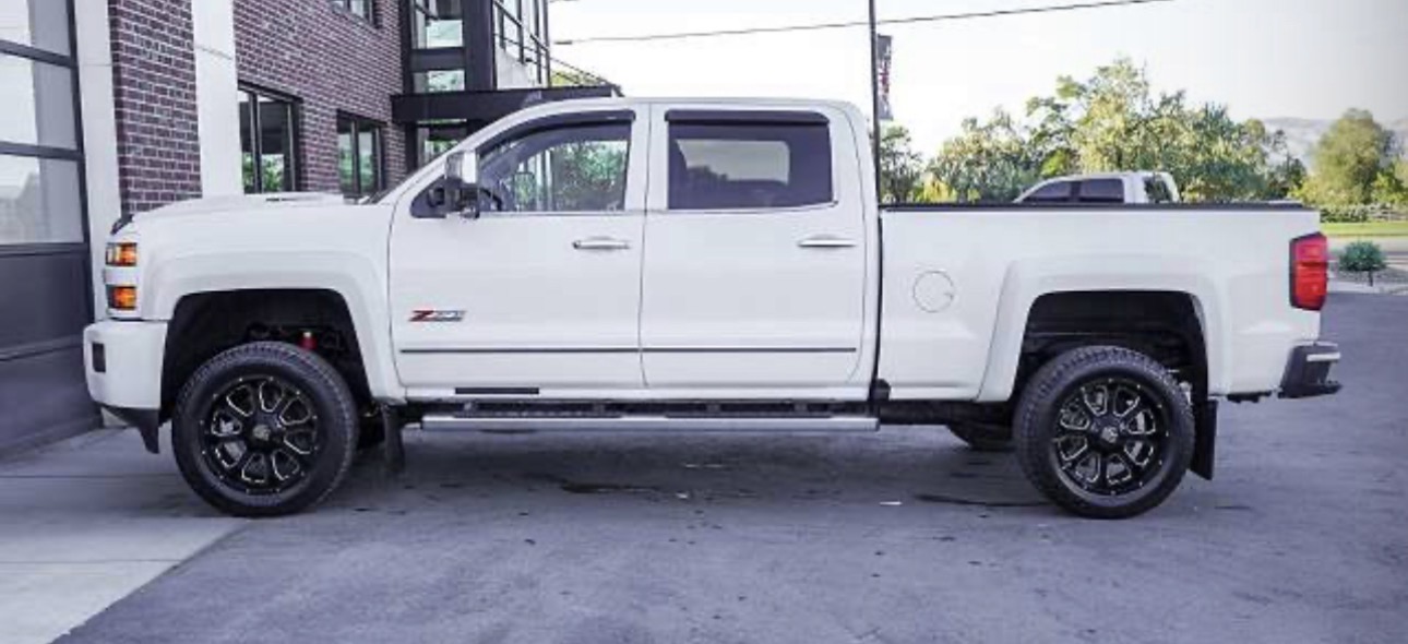Used 2018 Chevrolet Silverado 3500 LTZ AWD/4WD image 1