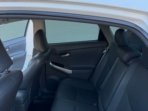 Used 2011 Toyota Prius Four w/ Solar Roof Pkg image 9