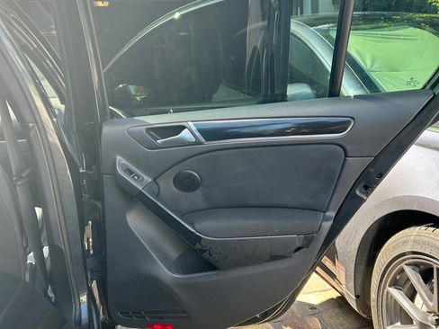 Used 2012 Volkswagen GTI 4-Door image 13