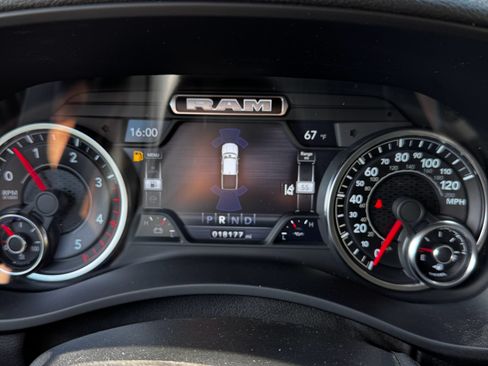 Used 2022 RAM 3500 Laramie image 21