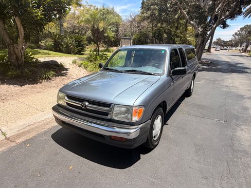 Used 1998 Toyota Tacoma 2WD Xtracab V6 image 1