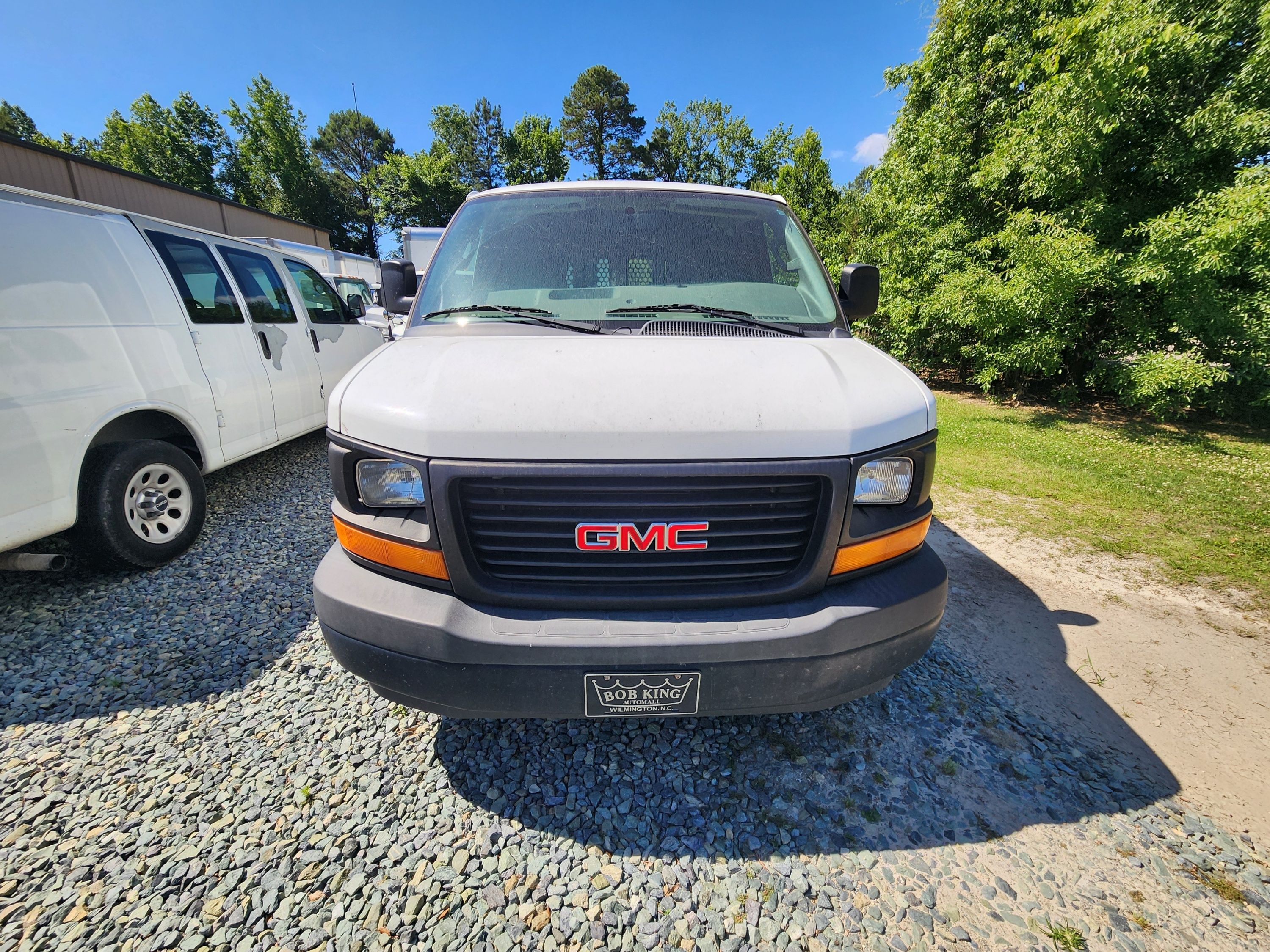 Used 2017 GMC Savana 2500 RWD image 5