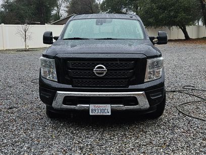 Used 2020 Nissan Titan SV w/ SV Convenience Package