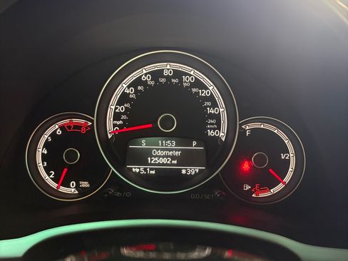 Used 2017 Volkswagen Beetle 1.8T SEL image 8