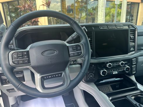 Used 2024 Ford F250 Limited w/ FX4 Off-Road Package image 19