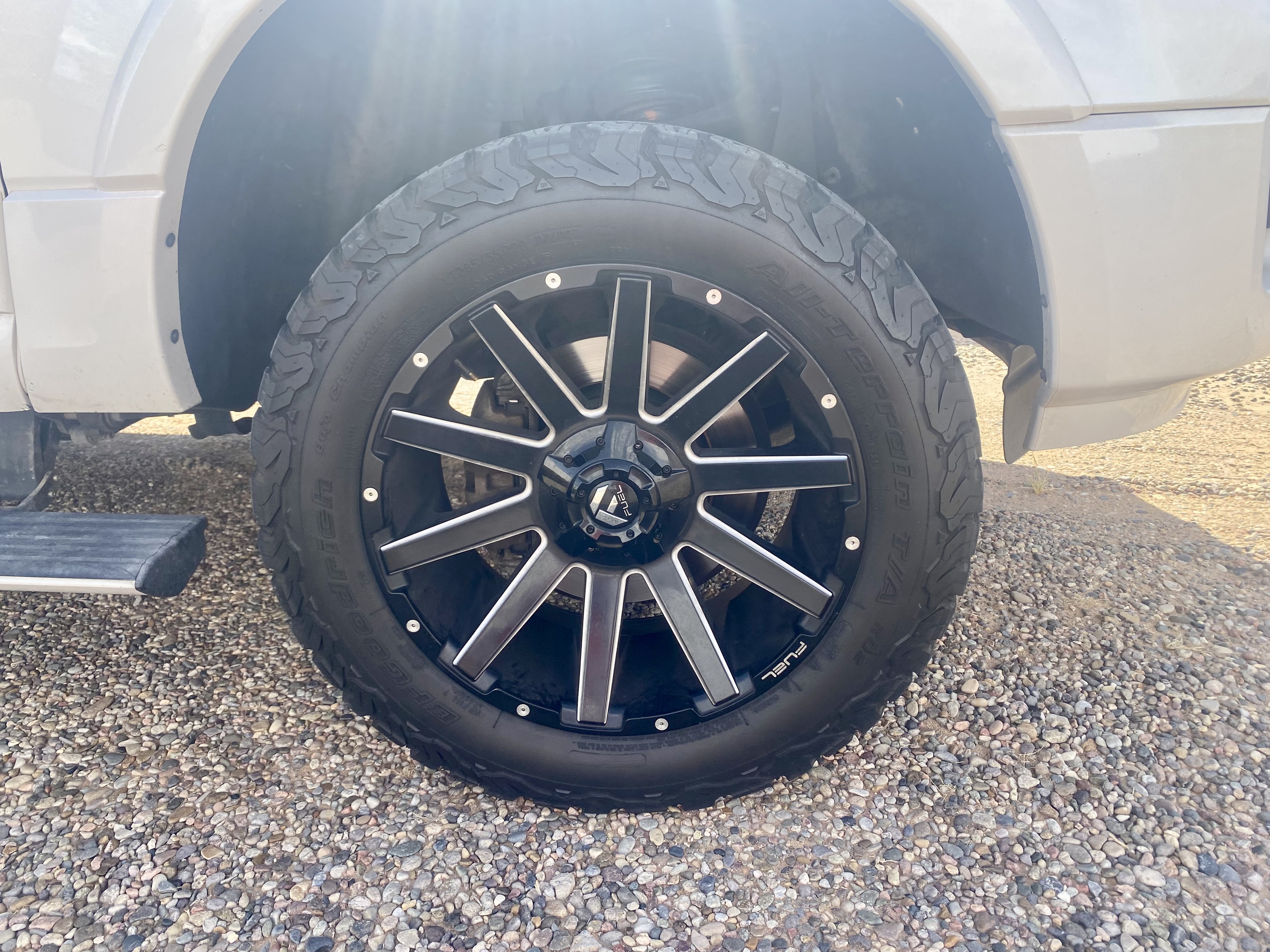 Used 2017 Ford Expedition Max Limited AWD/4WD image 11