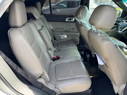 Used 2013 Ford Explorer Limited image 13