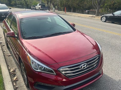 Used 2016 Hyundai Sonata Sport w/ Option Group 1V image 1