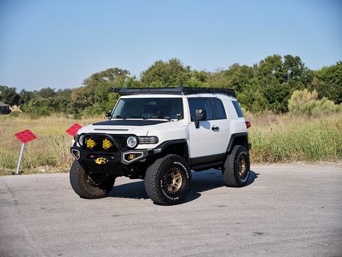Used 2008 Toyota FJ Cruiser 4WD image 1