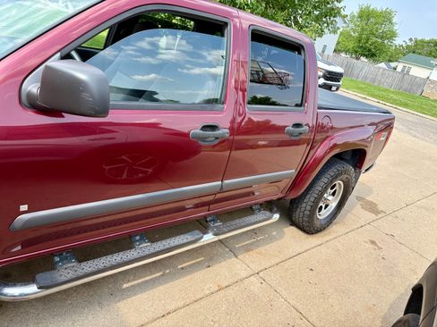 Used 2008 Chevrolet Colorado LT w/ LT Preferred Equipment Group image 2