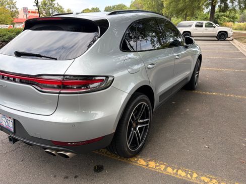 Used 2021 Porsche Macan S AWD/4WD image 9