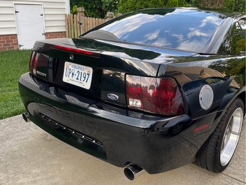 Used 2001 Ford Mustang GT image 2