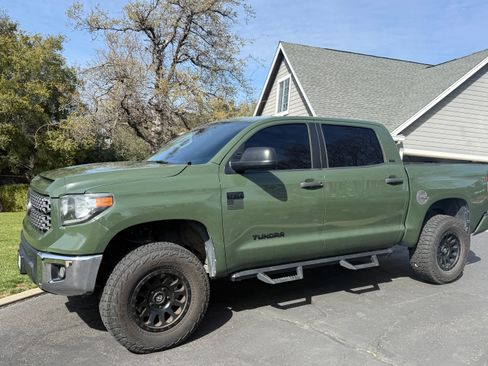 Used 2021 Toyota Tundra SR5 w/ Trail Edition image 4