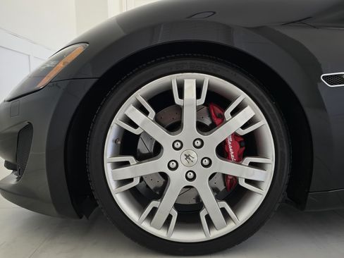 Used 2014 Maserati GranTurismo MC RWD image 8