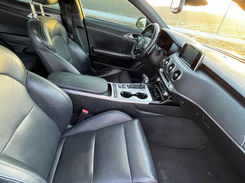 Used 2020 Kia Stinger GT image 15