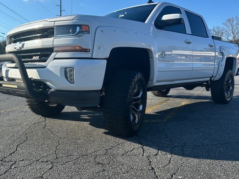 Used 2016 Chevrolet Silverado 1500 LT w/ All Star Edition image 4
