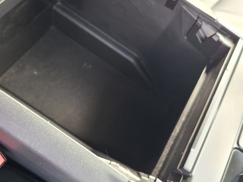 Used 2022 Ford F150 Lightning Lariat w/ Equipment Group 511A High image 24