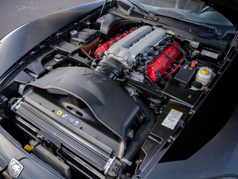 Used 2004 Dodge Viper SRT-10 RWD image 16