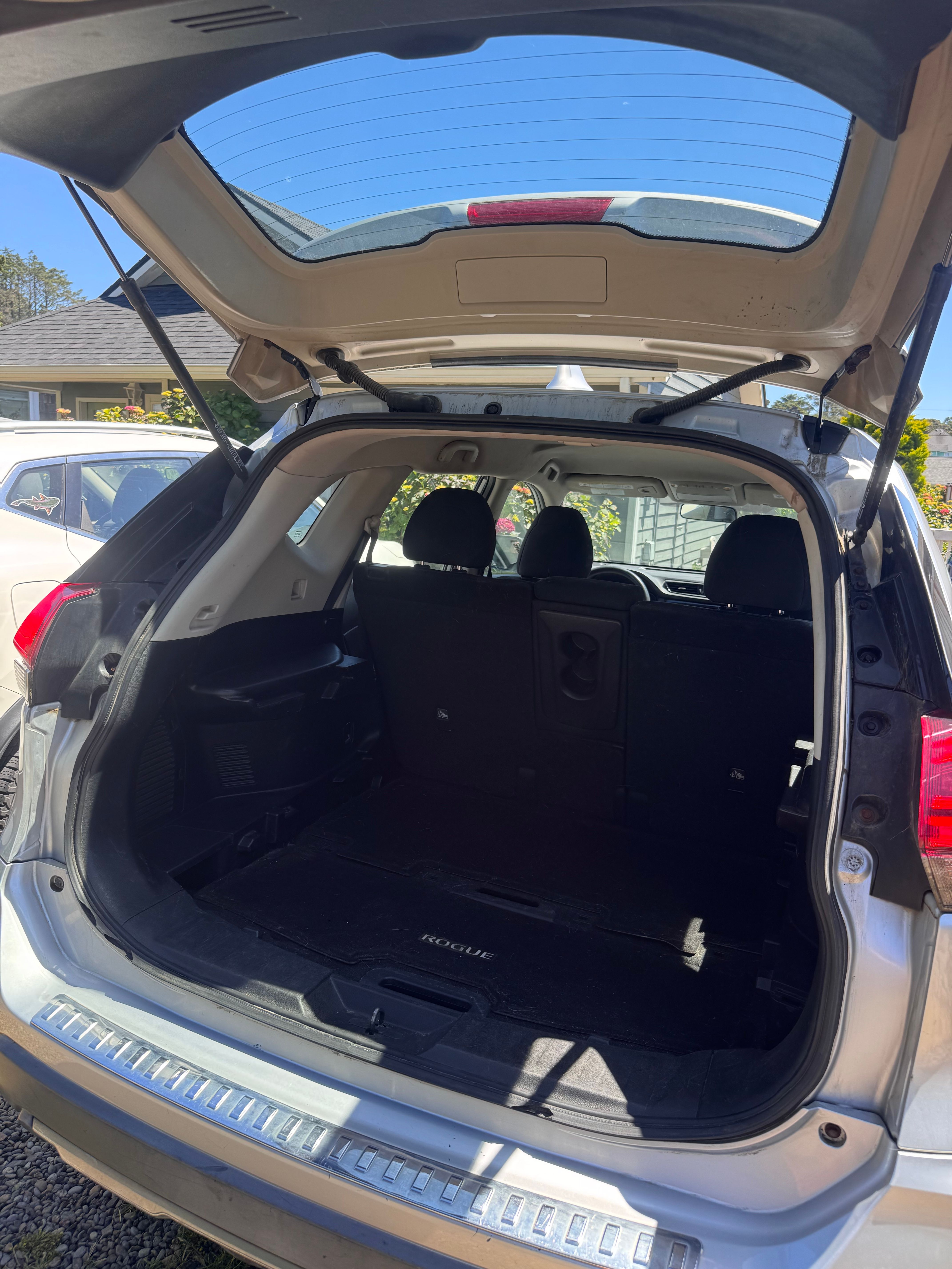 Used 2017 Nissan Rogue S FWD image 10