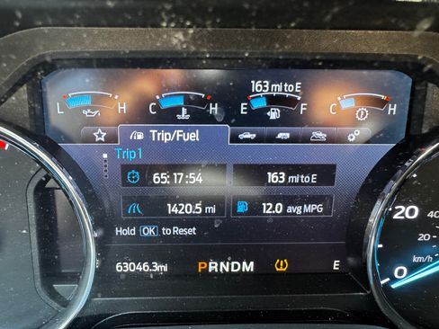 Used 2022 Ford F350 Lariat w/ Black Appearance Package AWD/4WD image 13