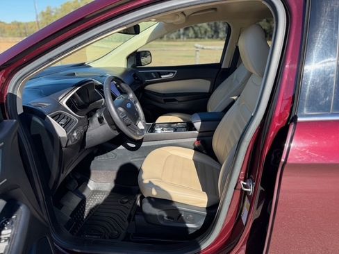 Used 2020 Ford Edge SEL w/ Convenience Package image 10