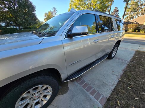 Used 2018 GMC Yukon XL SLT w/ Open Road Package image 5