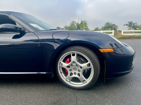 Used 2005 Porsche Boxster S RWD image 9