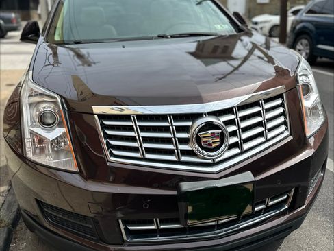 Used 2015 Cadillac SRX Luxury w/ Driver Awareness Package image 6