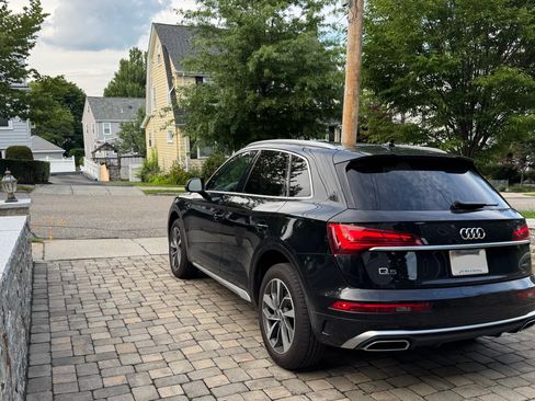 Used 2023 Audi Q5 2.0T Premium Plus AWD/4WD image 6