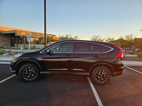 Used 2016 Honda CR-V SE image 6