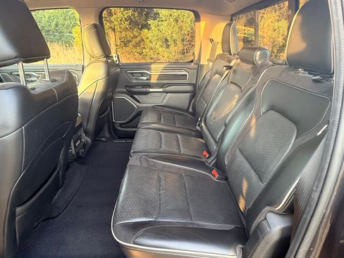 Used 2019 RAM 1500 Laramie image 13