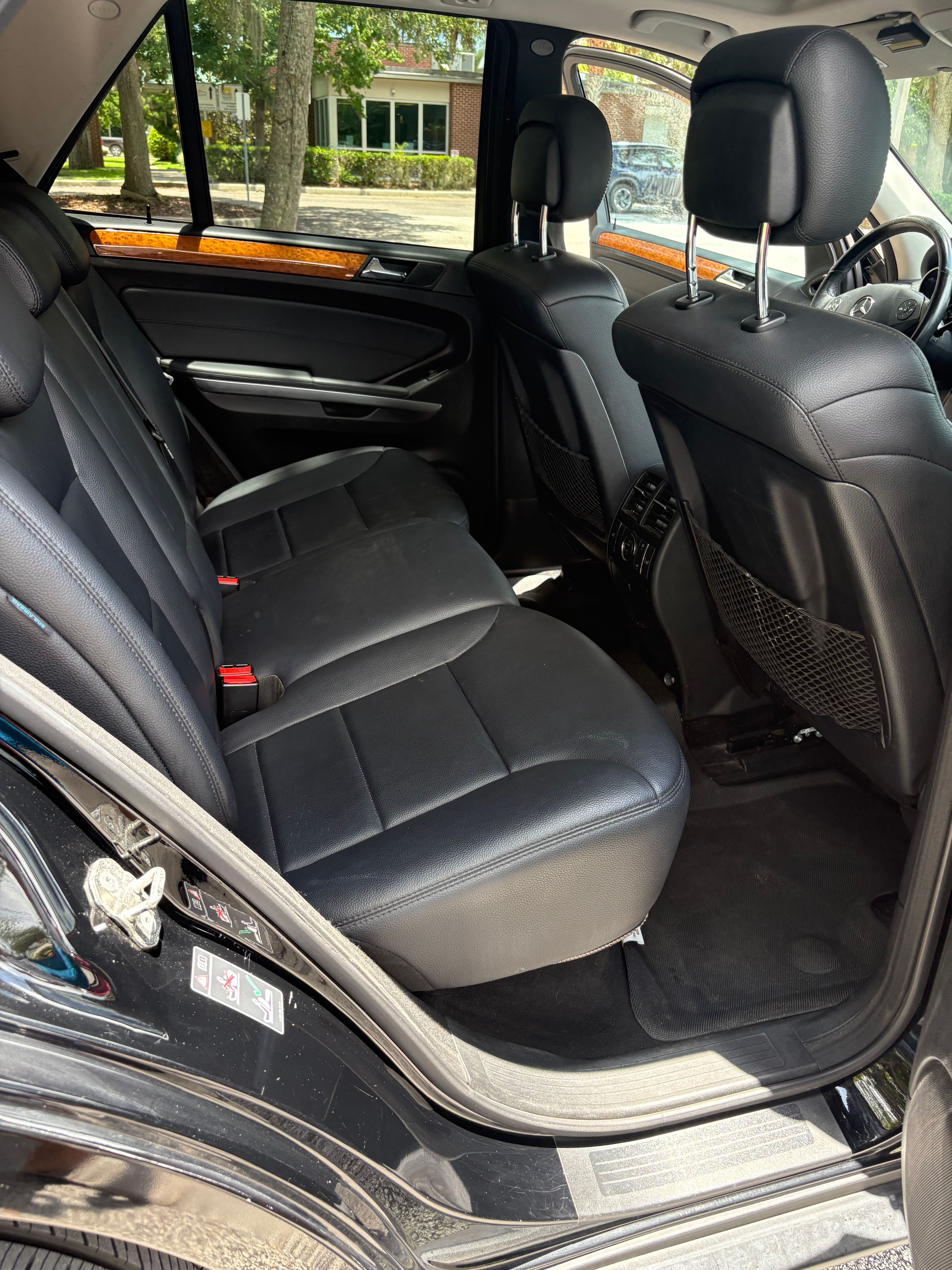 Used 2009 Mercedes-Benz ML 320 BlueTEC 4MATIC image 8