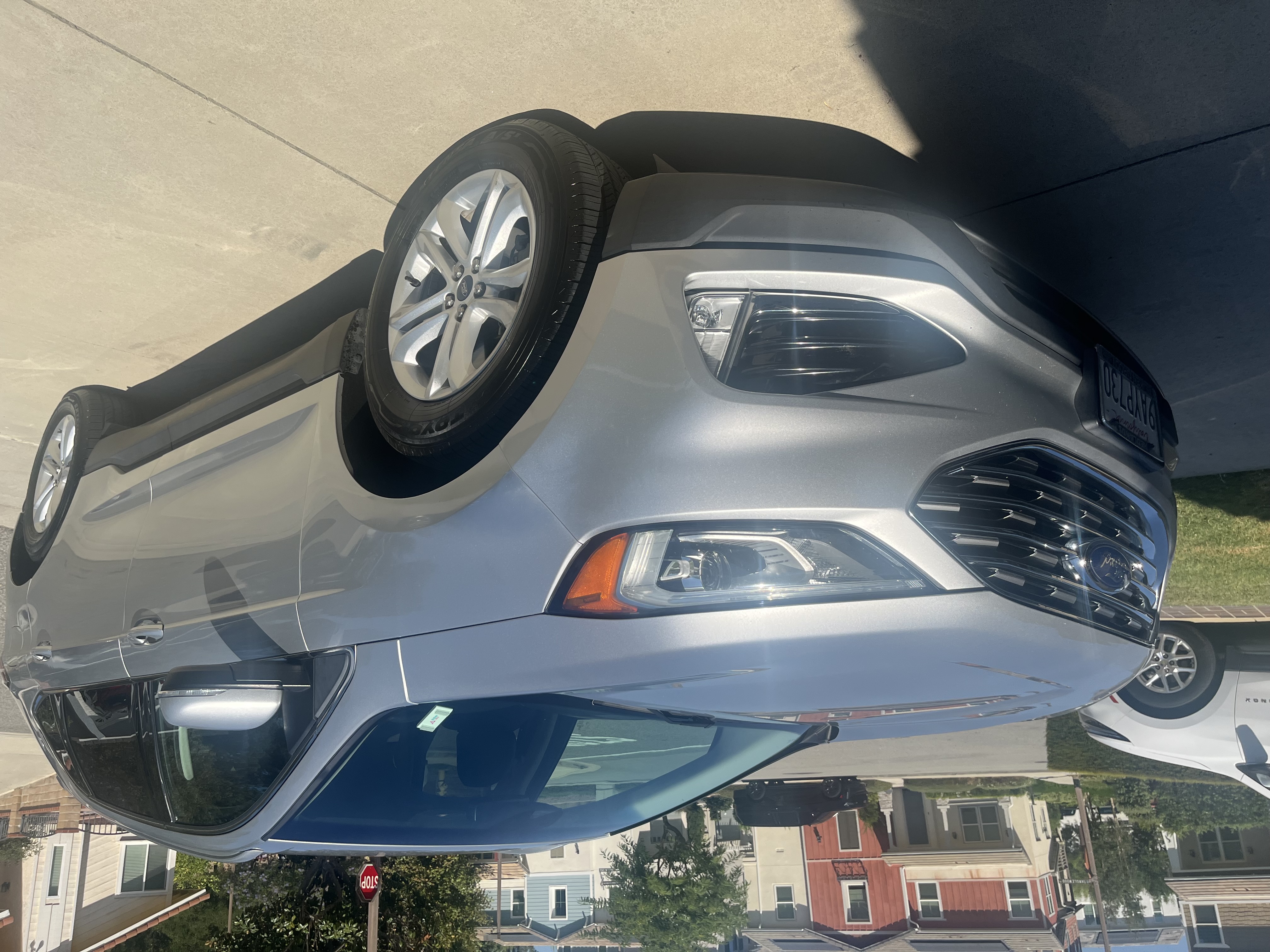 Used 2019 Ford Edge SEL w/ Equipment Group 201A FWD image 2