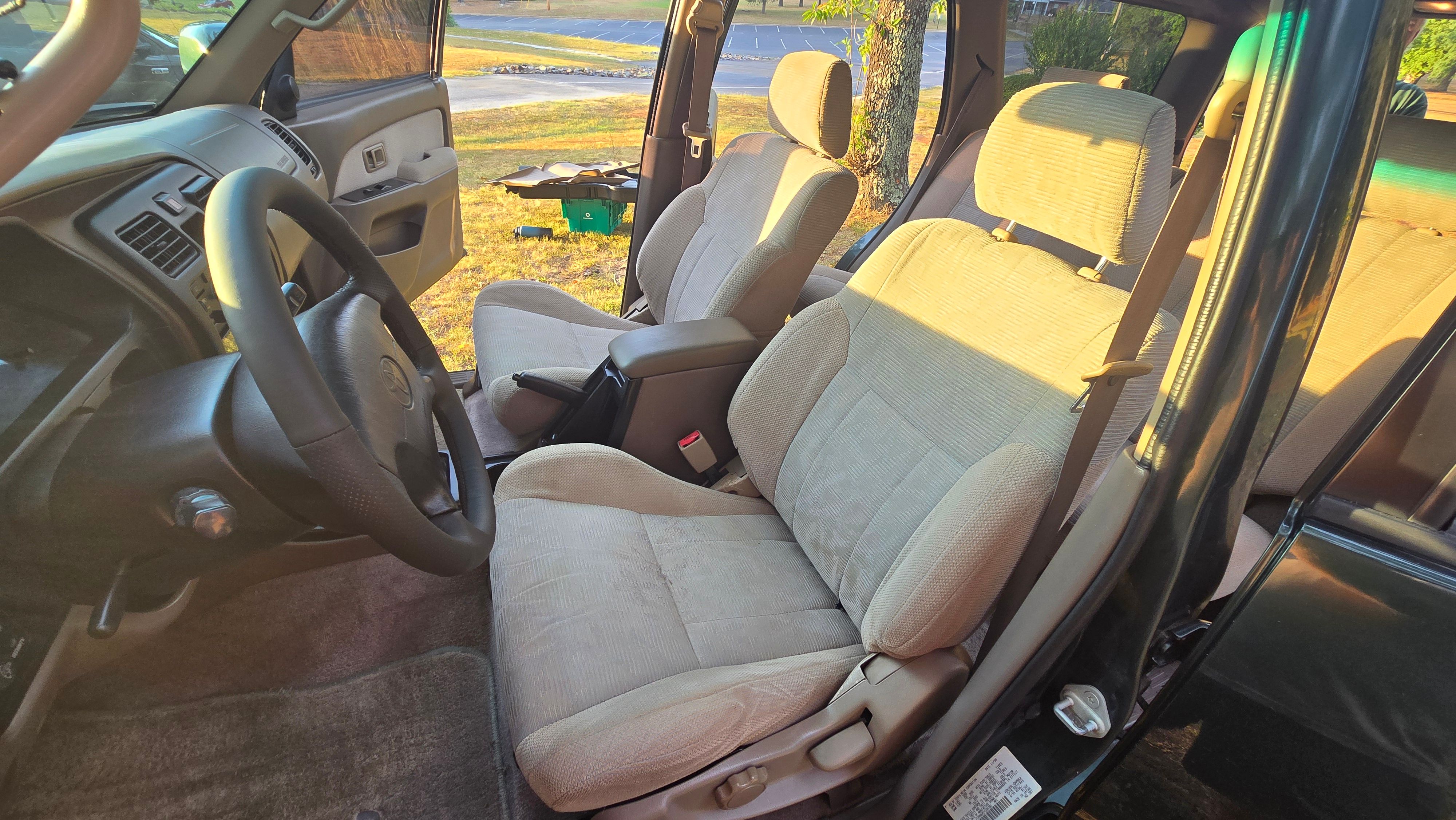 Used 2000 Toyota 4Runner SR5 AWD/4WD image 20