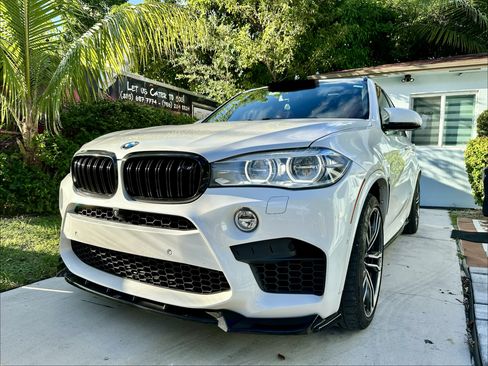 Used 2016 BMW X5 M image 2