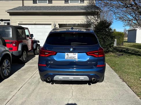 Used 2021 BMW X3 xDrive30i w/ Premium Package image 2
