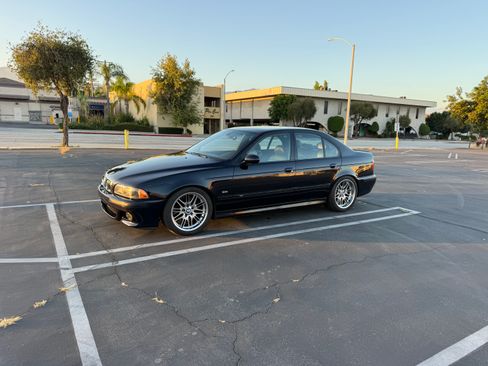 Used 2001 BMW M5 RWD image 1