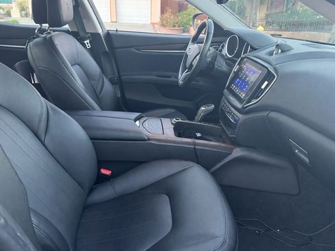 Used 2019 Maserati Ghibli image 11
