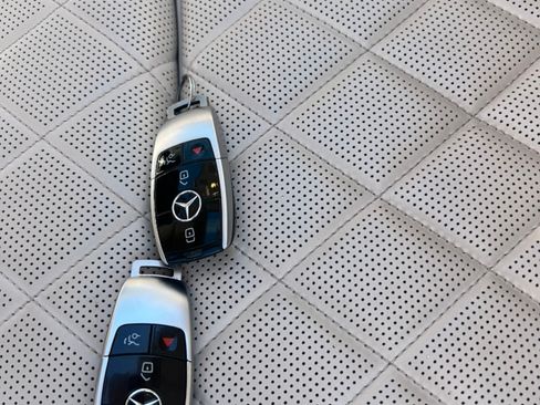 Used 2020 Mercedes-Benz E 450 Cabriolet image 4