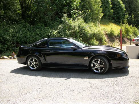 Used 2000 Ford Mustang GT RWD image 1