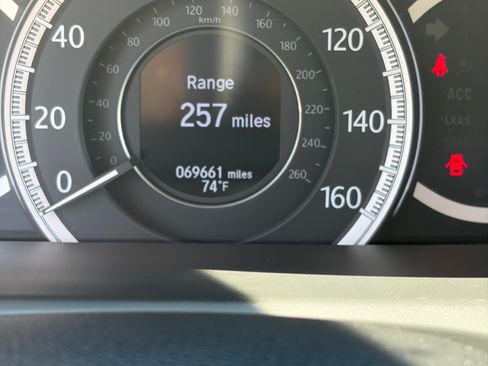 Used 2014 Honda Accord Touring image 6