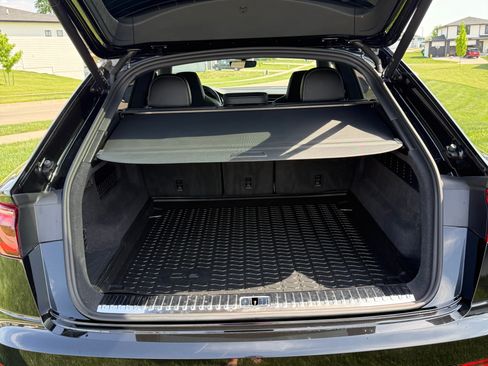 Used 2024 Audi SQ8 Premium Plus AWD/4WD image 11