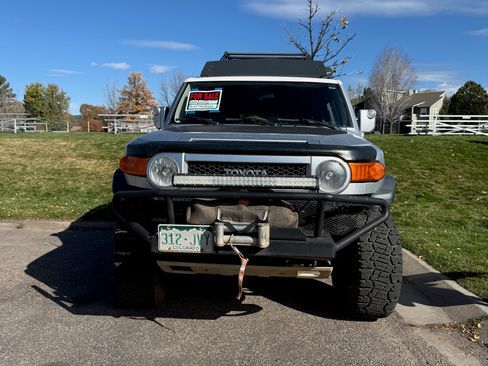 Used 2007 Toyota FJ Cruiser 4WD image 6