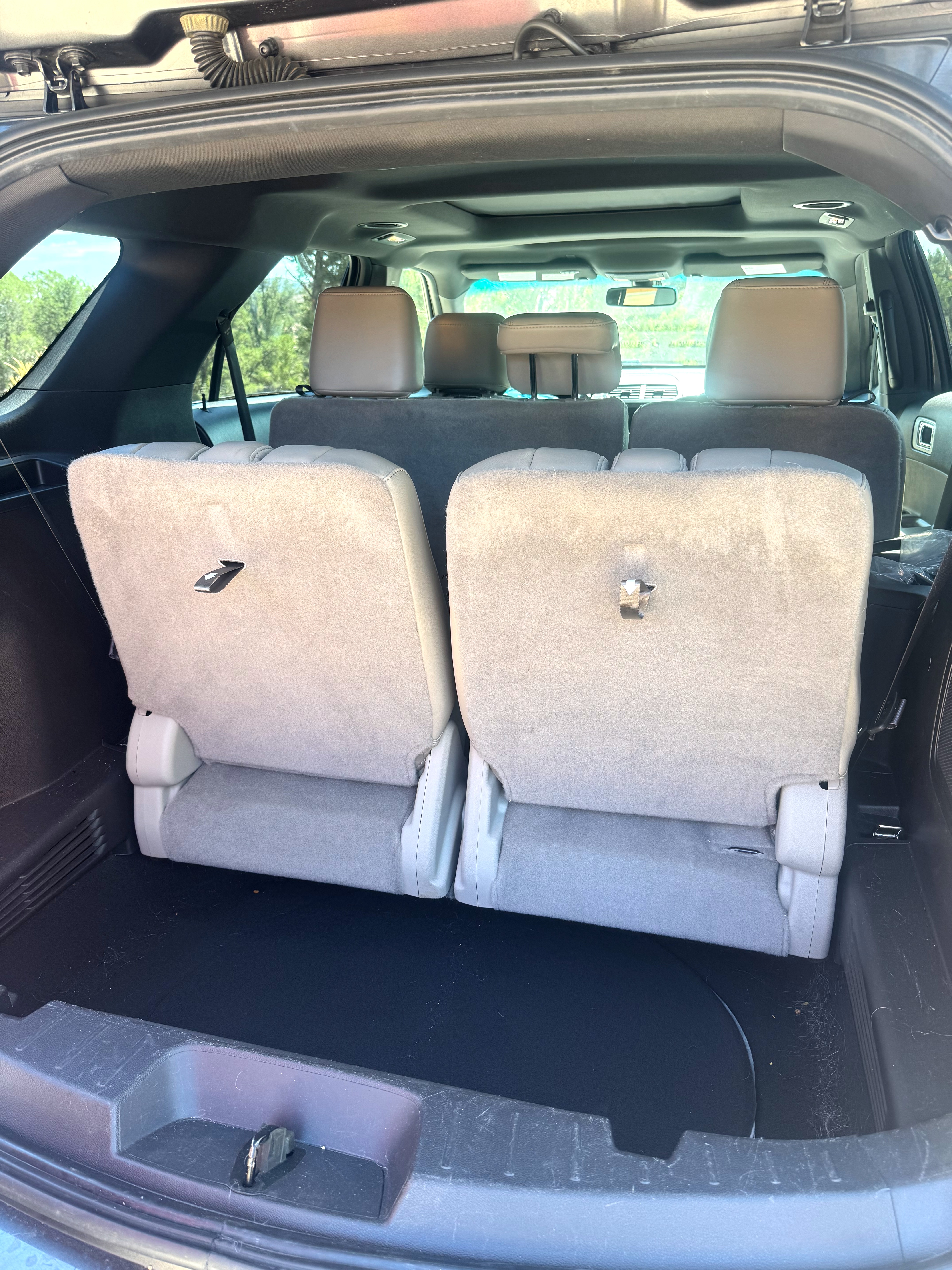 Used 2015 Ford Explorer Limited w/ Equipment Group 302A FWD image 11